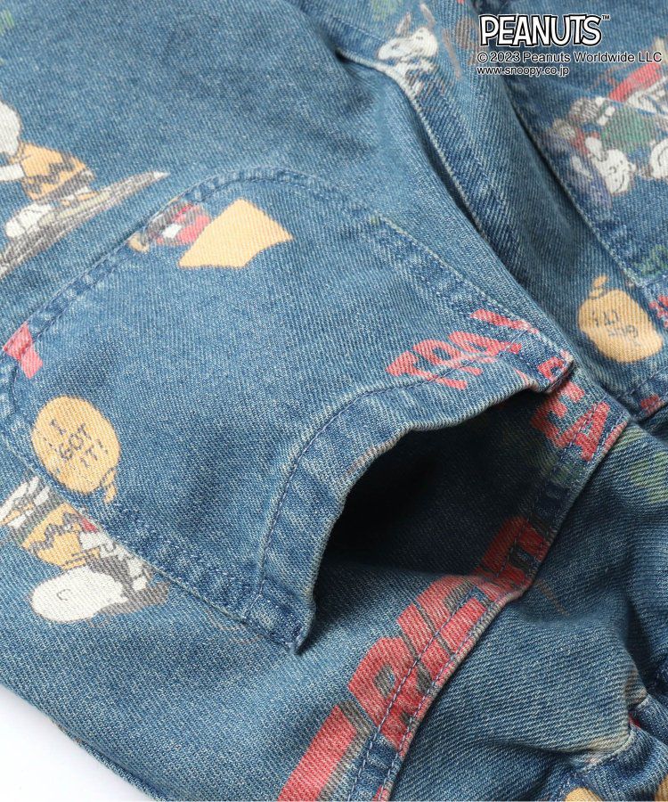 日本 BREEZE - SNOOPY聯名 滿版美式印花丹寧褲-牛仔藍