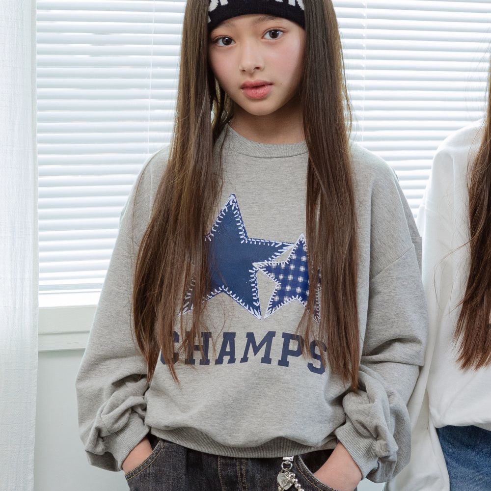 sm2 美式星星拼貼風長袖大學T-淺灰