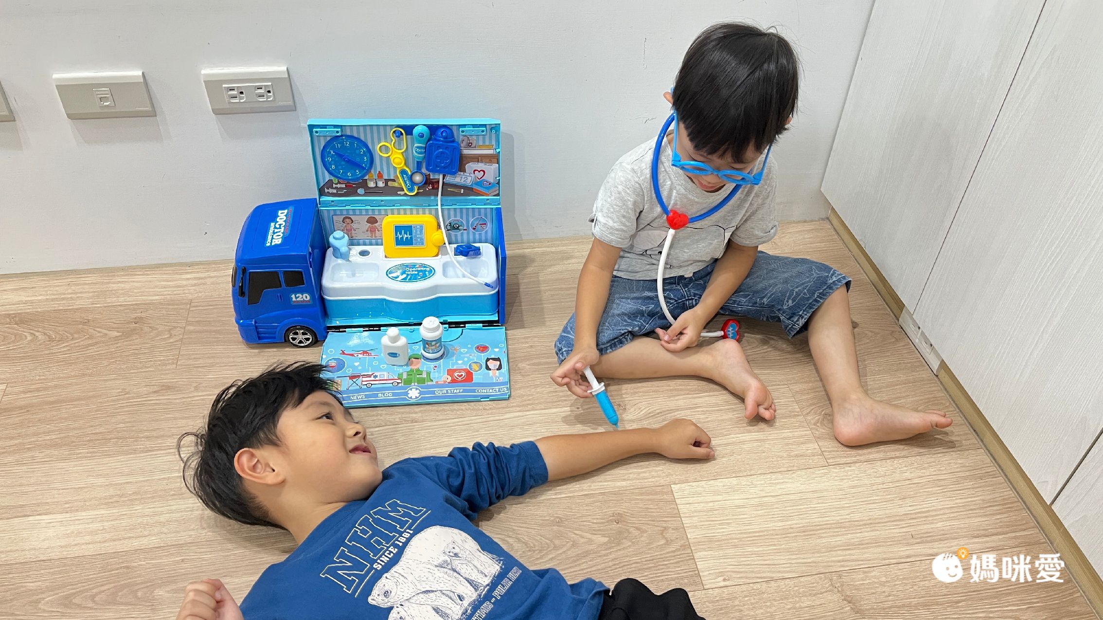 DIY組裝車車【小小家】手提貨櫃車家家酒Ｘ工程車