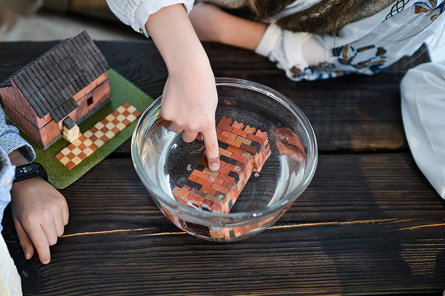 親手蓋世界名建築！歐洲 WISE ELK【陶瓷磚】