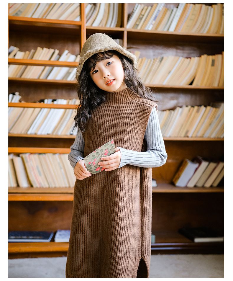 森林系半高領針織背心連身裙-咖啡色