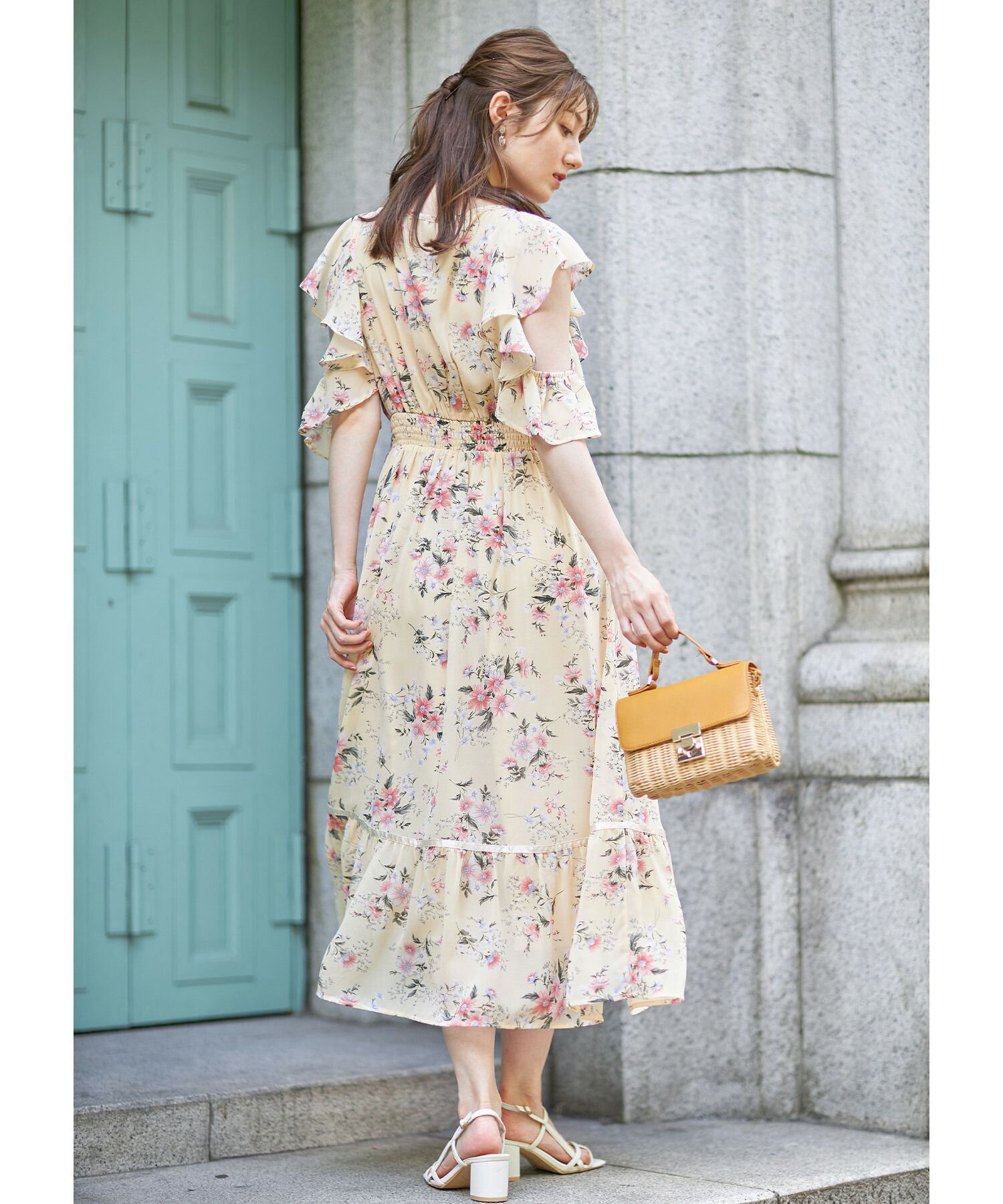 日本 tocco-closet - 精靈荷葉開袖雪紡洋裝-碎花-天使白