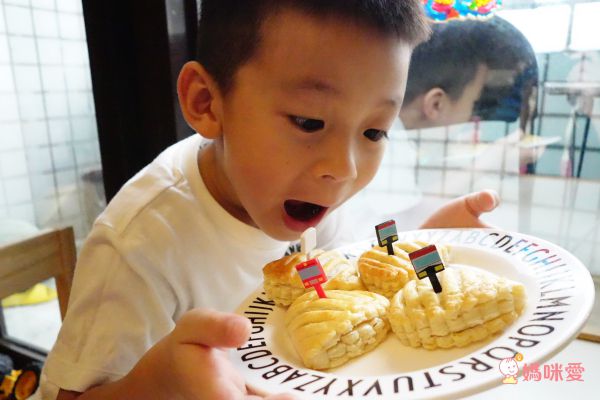 最後一團！【Le Beurre】法國空運直送麵包 ✦ 奶油可頌/蘋果酥/香草卡士達