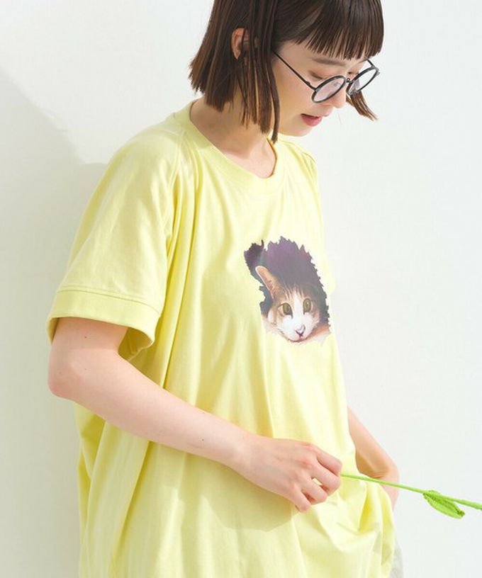 日本 Lupilien - 療癒休閒感落肩長版T恤-貓咪照片-白