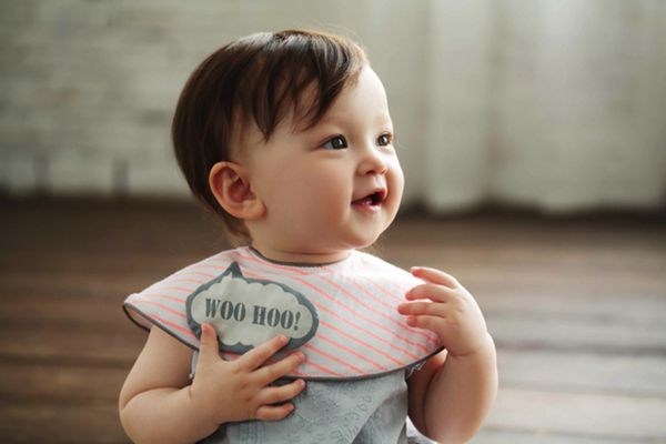 MARLMARL - 微笑圍兜兜-啾啾玩具系列-WOOHOO! (脖圍25-28cm)