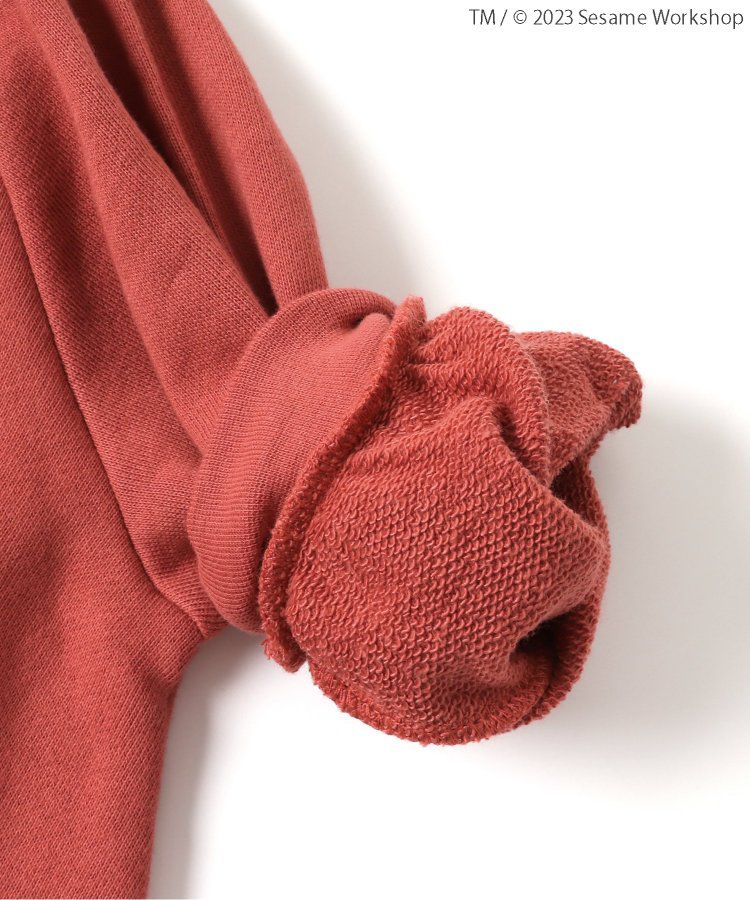 日本 apres les cours - 聯名限定 芝麻街印花大學T-米黃