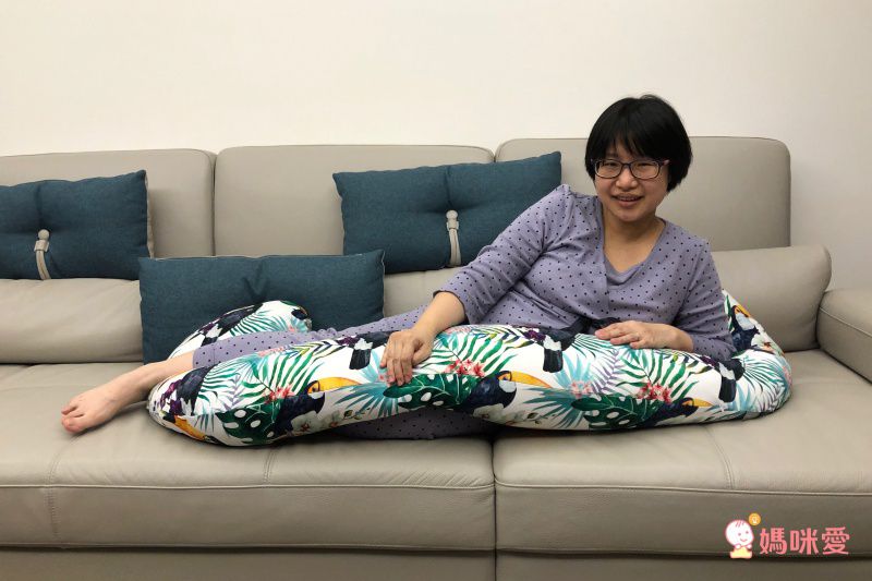 波蘭 Ceba Baby - C型多功能孕婦枕-淺灰星芒