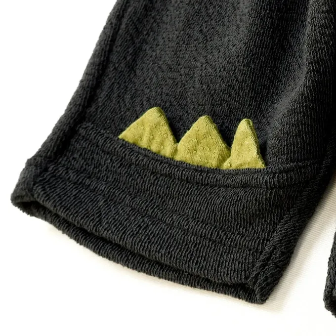 日本 ZOOLAND - 緹花針織立體圖案可愛短褲-幫鱷魚刷牙-黑