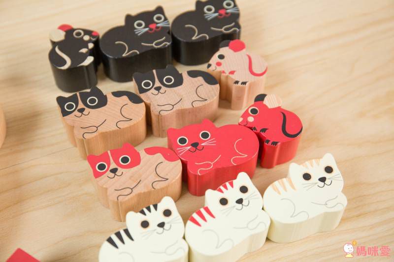 法國 Vilac 超質感玩具系列♔ 手提攜帶家家酒～帶出門詢問度超高★觸覺啟發桌遊～啟發幼兒大腦！