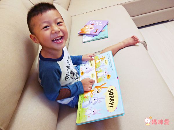 有夠便宜！英國Maisy小鼠波波繪本★全套10冊只要1099元，再送超實用安全常識互動書！