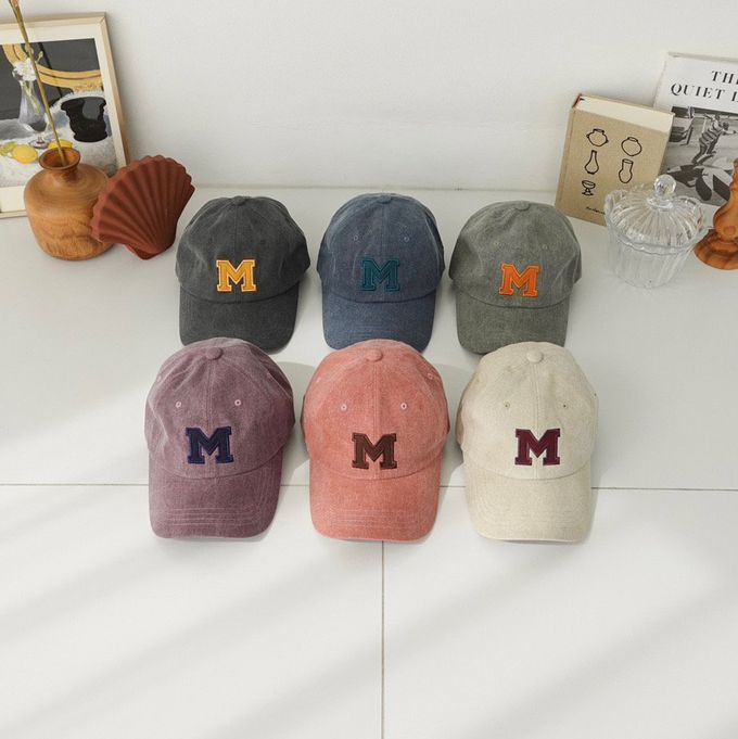 韓國配件連線 - M字裝飾棒球帽-磚紅 (FREE)