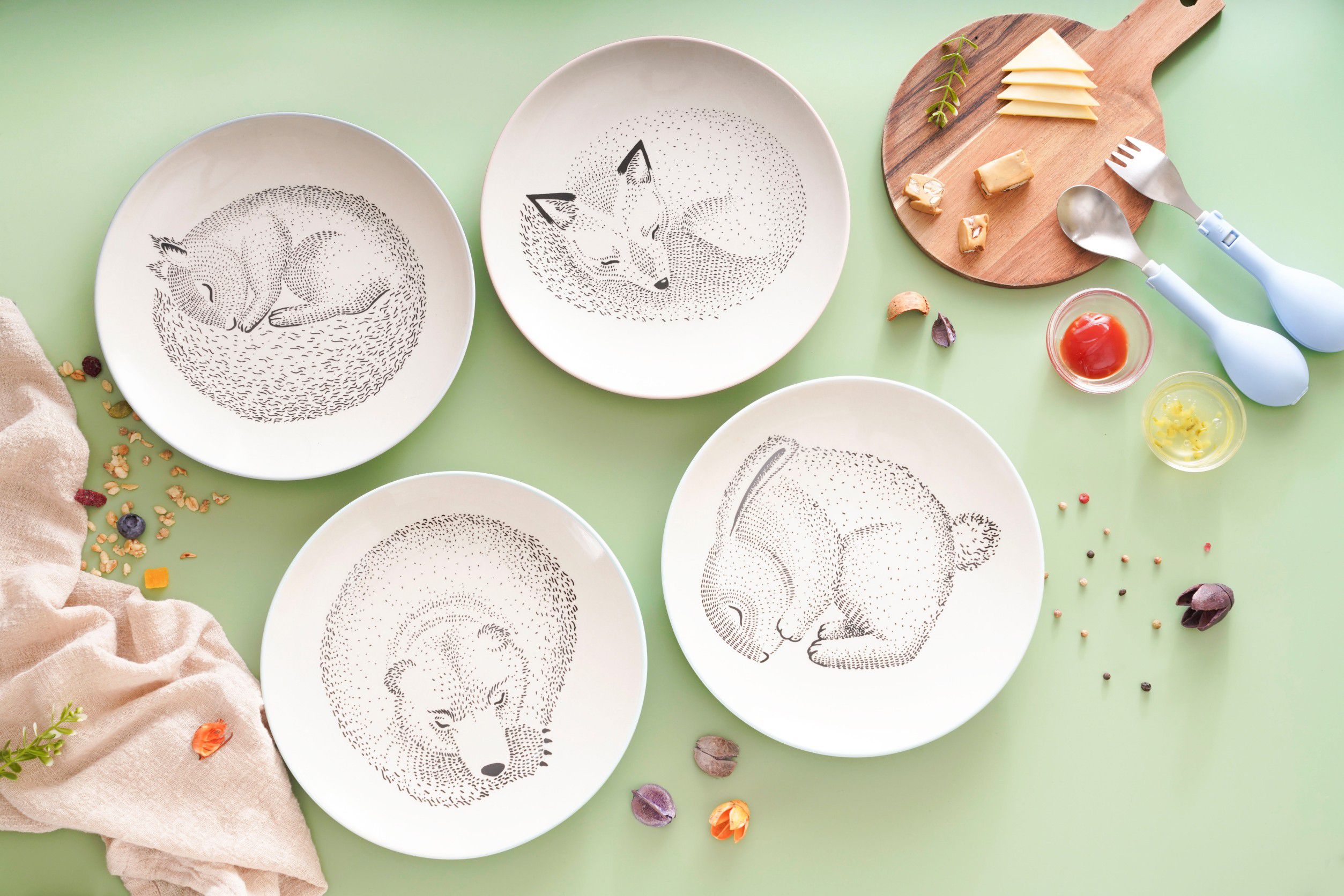 BLOOMINGVILLE - 沉睡森林動物-4/入 8吋盤