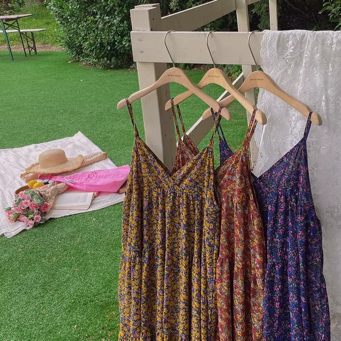 韓國女裝代購 - 復古花漾細肩帶連身洋裝-咖啡紅 (FREE)