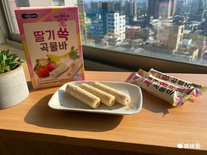 BEBECOOK 寶膳 - 幼兒水果酥酥捲-草莓香蕉(12M+)-40g