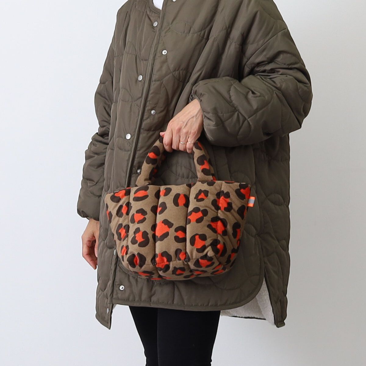 日本 COOCO - 衍縫鋪棉雲朵手提包-亮橘 (W20*H18*D14cm)