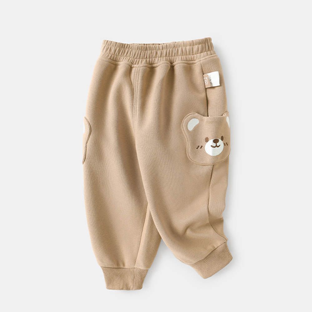 腰鬆緊運動休閒長褲-萌趣小熊口袋-奶咖色