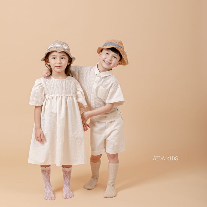 韓國 AIDA - 質感蕾絲花繡短袖連身洋裝-象牙白