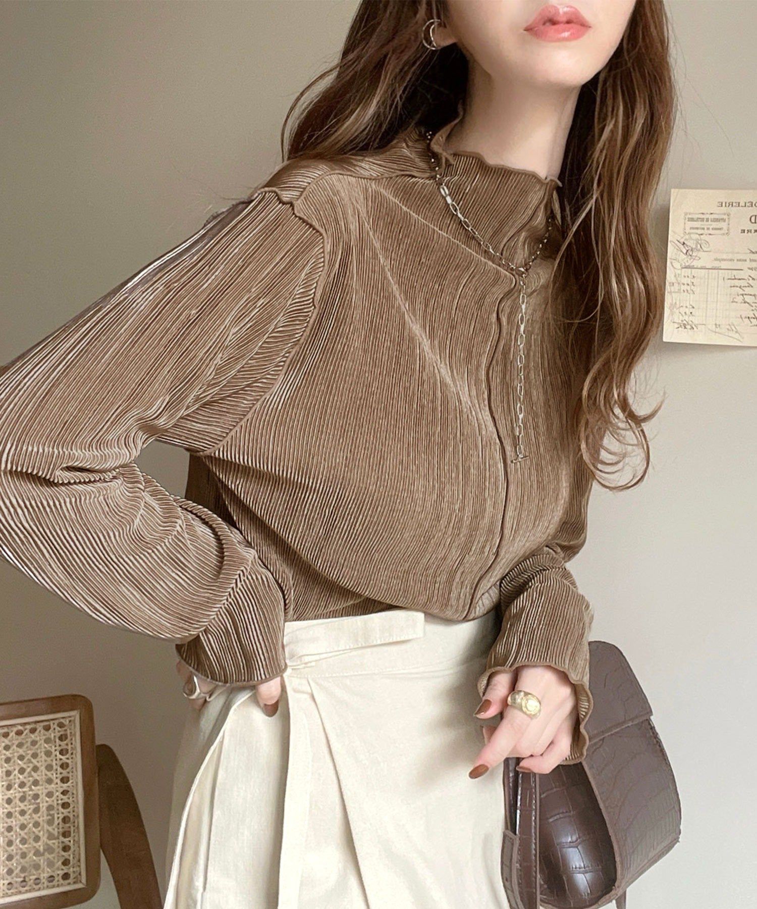 日本 Classical Elf - 光澤感木耳邊薄長袖上衣-酪梨綠