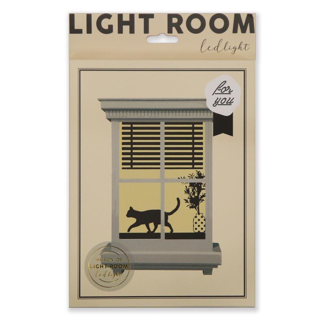 日本 TOYO CASE - LED 感應夜燈壁飾-窗戶剪影-白色百葉窗貓咪-10.5x15.7x2.5cm