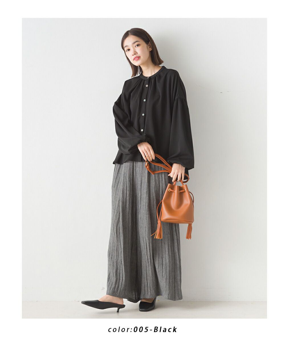 日本 OMNES - 梨地質感細緻雪紡長袖襯衫-黑