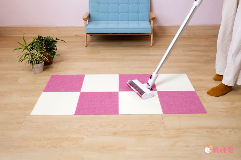 日本 SANKO - (撥水加工)可機洗重複黏貼式輕薄地毯-單色-淺灰 (30×30cmx厚4mm)-4枚入