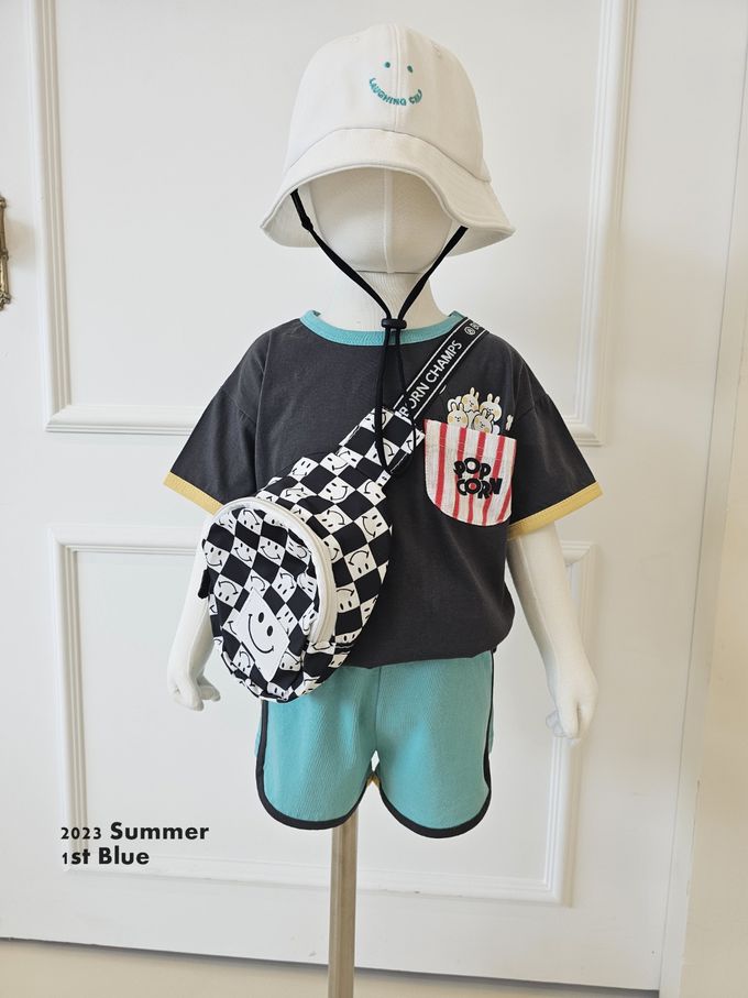 韓國 First Blue - 圓領純棉口袋短袖上衣-爆米花兔兔-黑X綠X黃