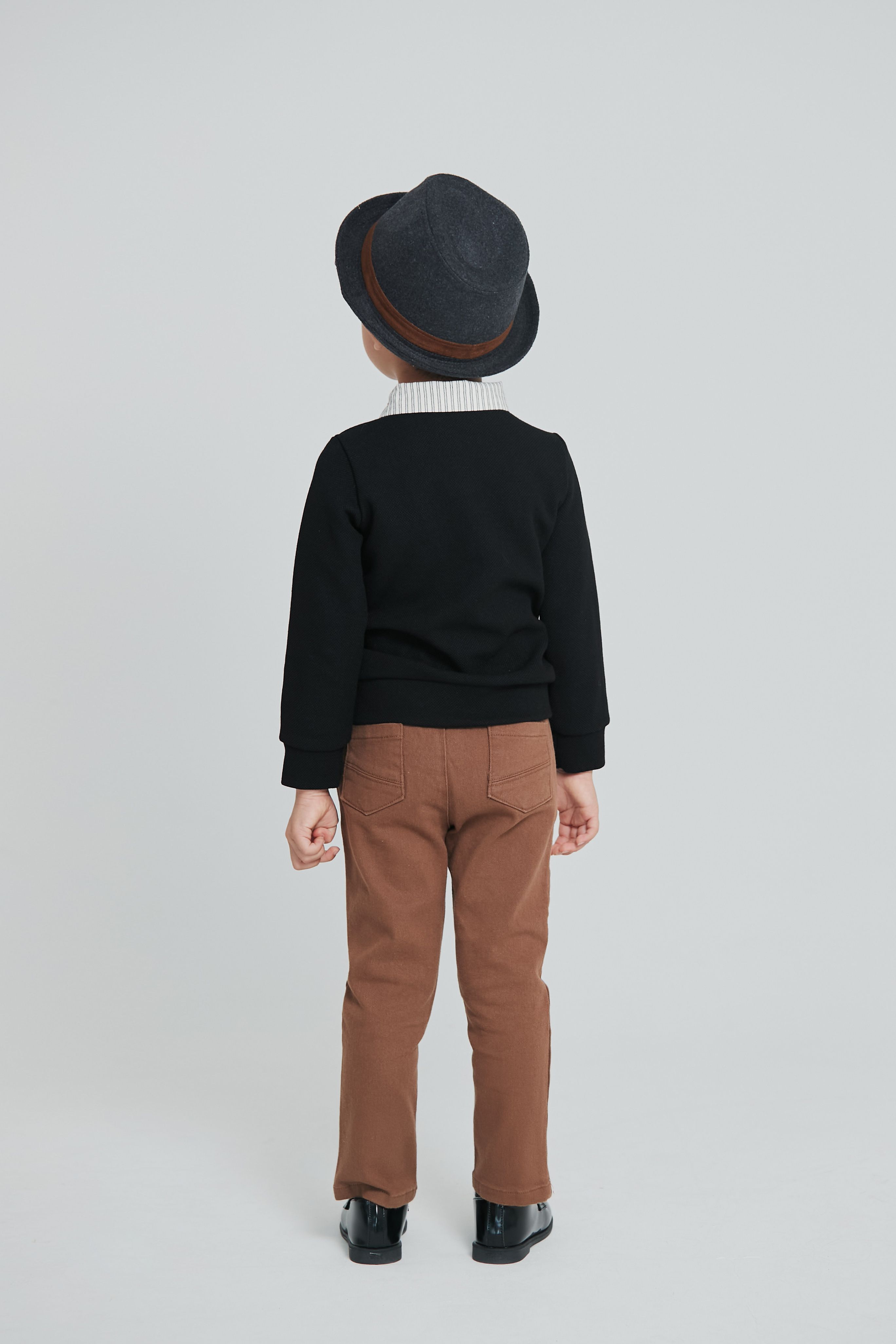 韓國 Coco Bang - 假兩件V字翻領上衣-黑