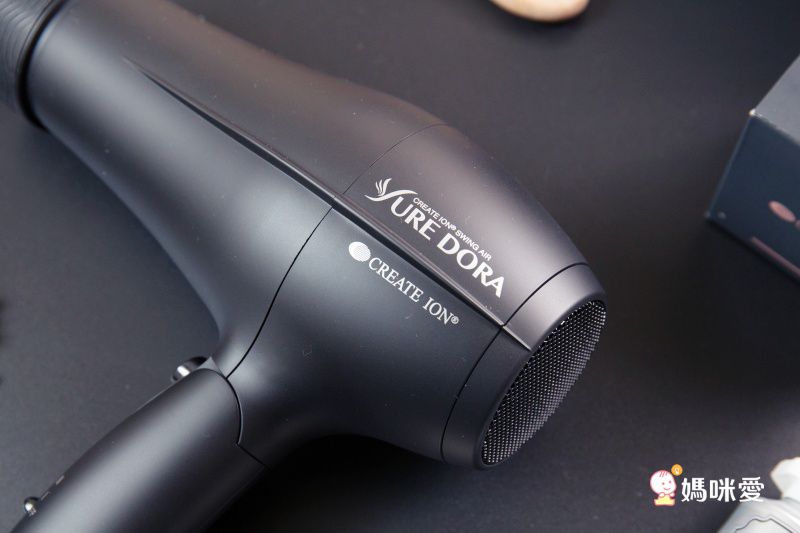 日本 Create Ion 翻轉風 專業沙龍級負離子吹風機