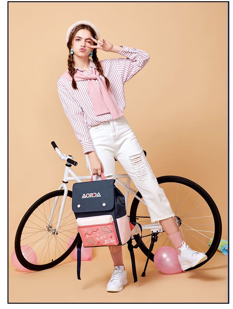 可愛撞色翻蓋書包-字母星球-藍色 (38.5x28x15cm)