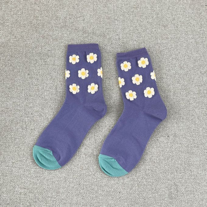 韓國Marian - 撞色花朵點綴中筒襪-深灰 (Free)