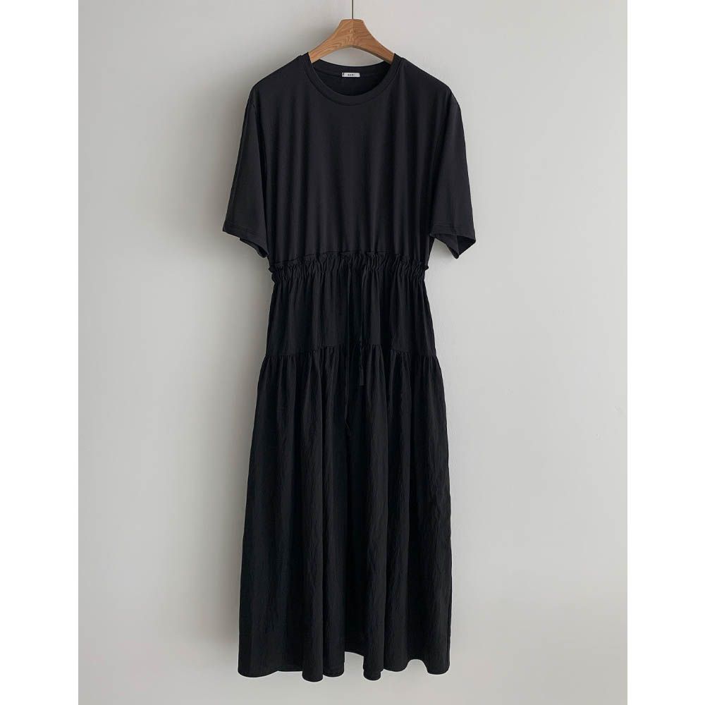 清新感腰線抓褶短袖洋裝-黑 (FREE)