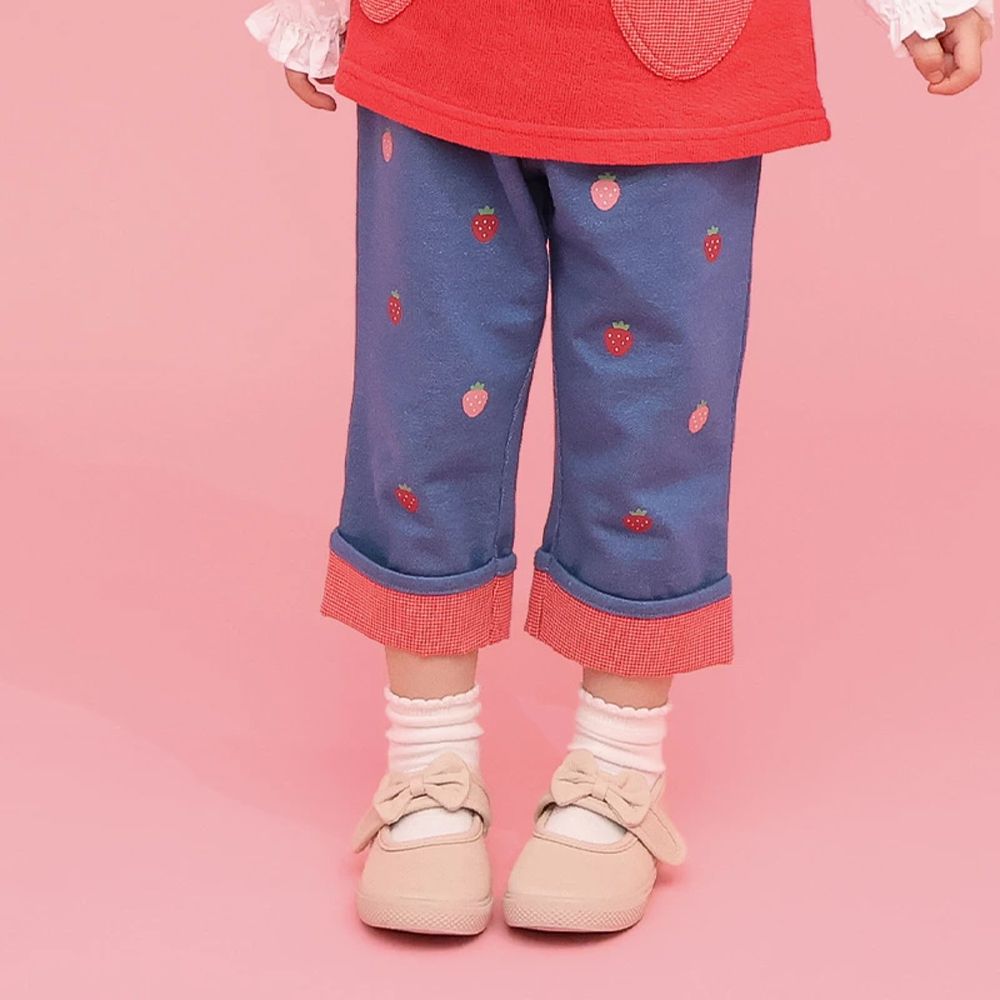水果樂園 滿版印花摺邊七分褲-草莓-中藍