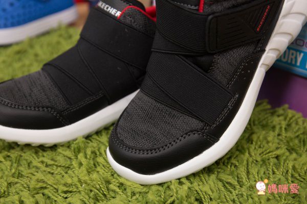 SKECHERS - HYDRUS_Z型經典黑色兒童機能運動鞋