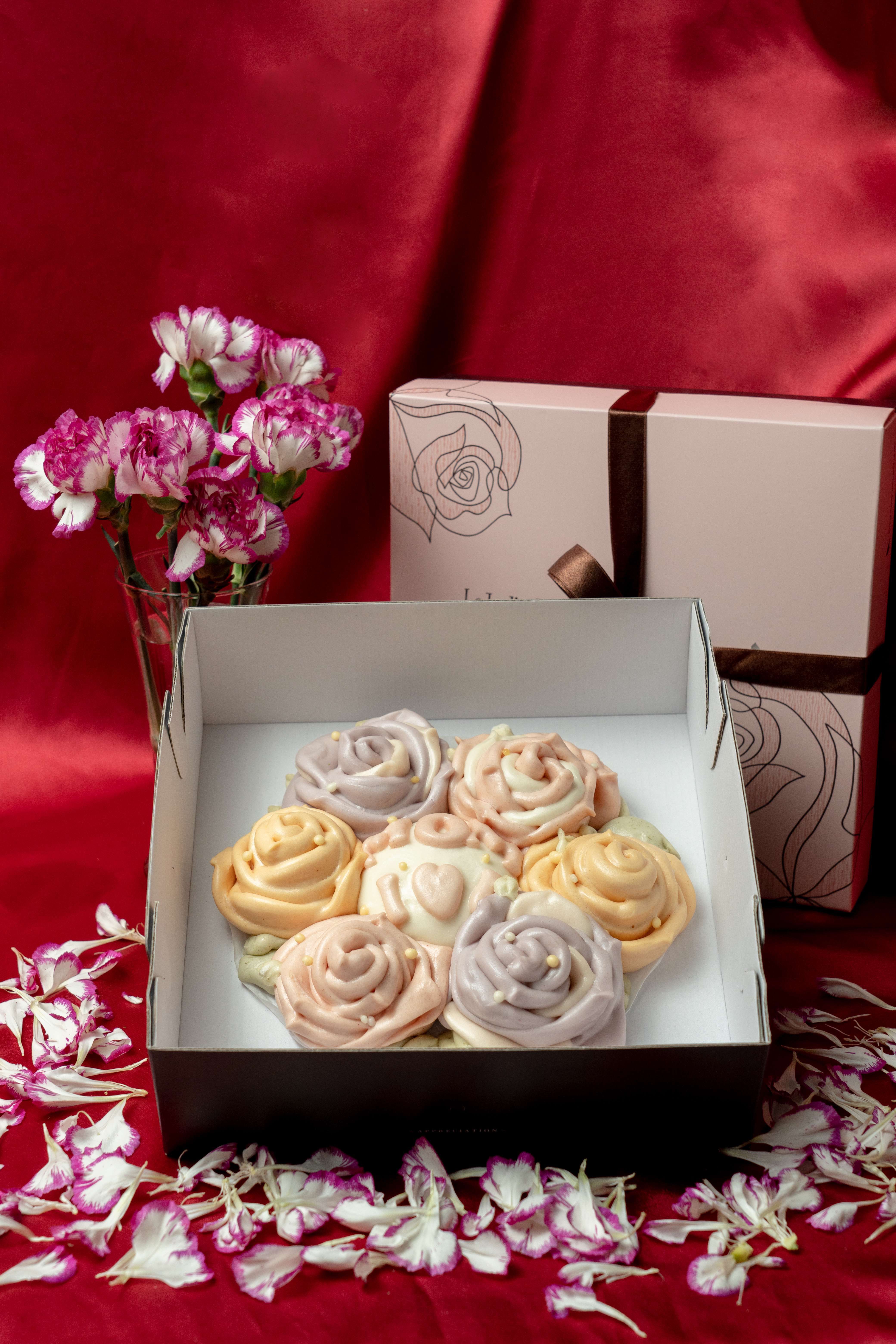 老甜媽手工饅頭 - 我愛媽媽禮盒-玫瑰花樣式-八吋400克