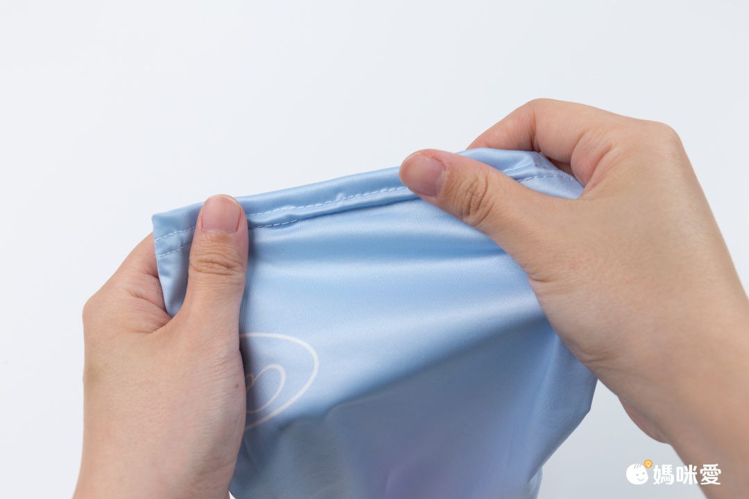 寬鬆成人冰絲防曬袖套-漸層款-粉+藍 (F(約48x12cm))