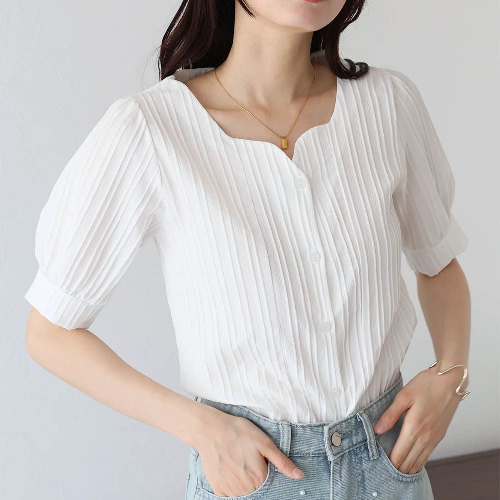 韓國製 心型領細緻泡泡短袖襯衫-白