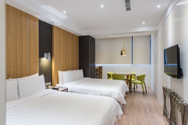 旅樂序精品旅館站前二館 ★ 緊鄰台北交通中心點