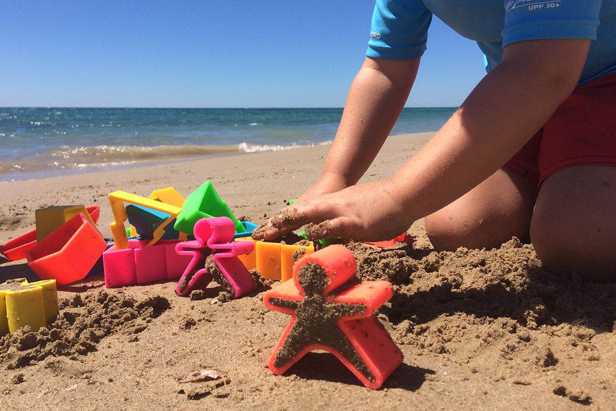 西班牙 dëna - 多功能益智軟積木/疊疊樂 小人物+小房子-夢幻藍