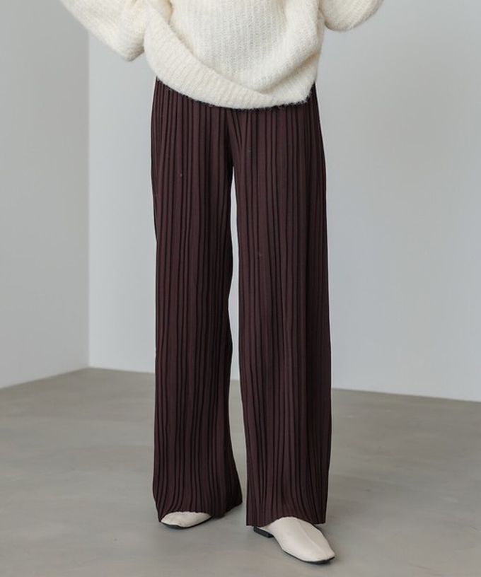 日本 Bab - 光澤修身細百褶舒適長褲-黑