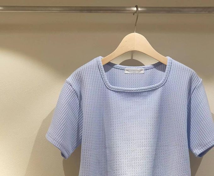 韓國 LANDING - 鬆緊格紋方領短袖上衣-淺黃 (FREE)