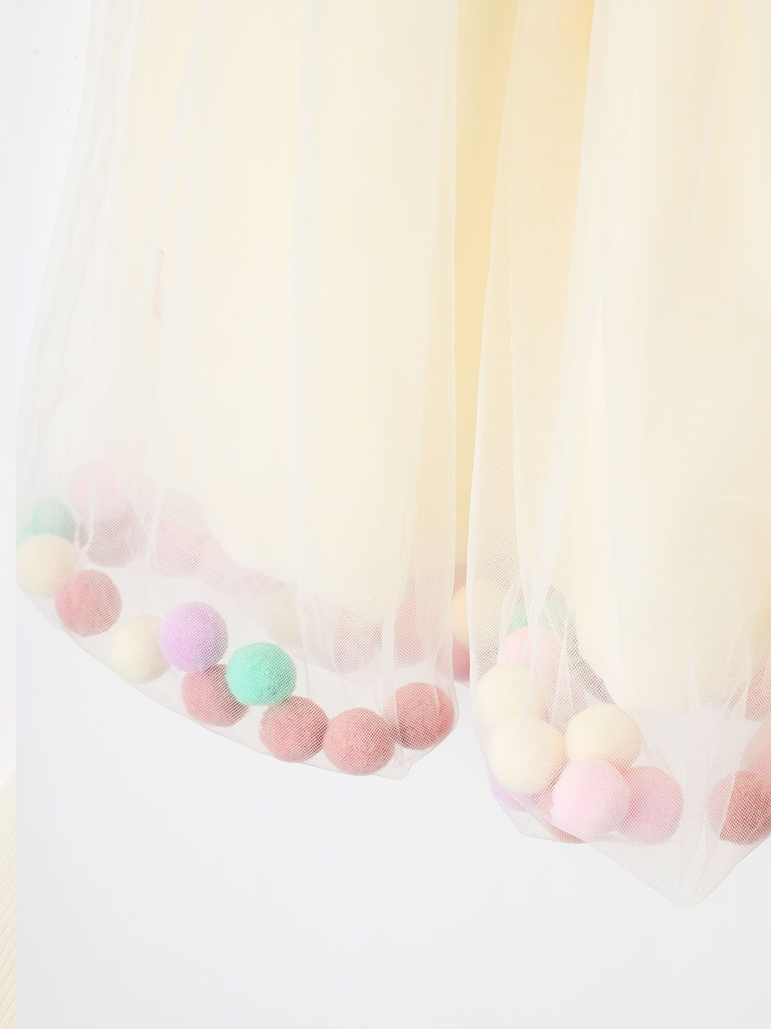 韓國 OZKIZ - 立體彩球裝飾網紗連身洋裝-米