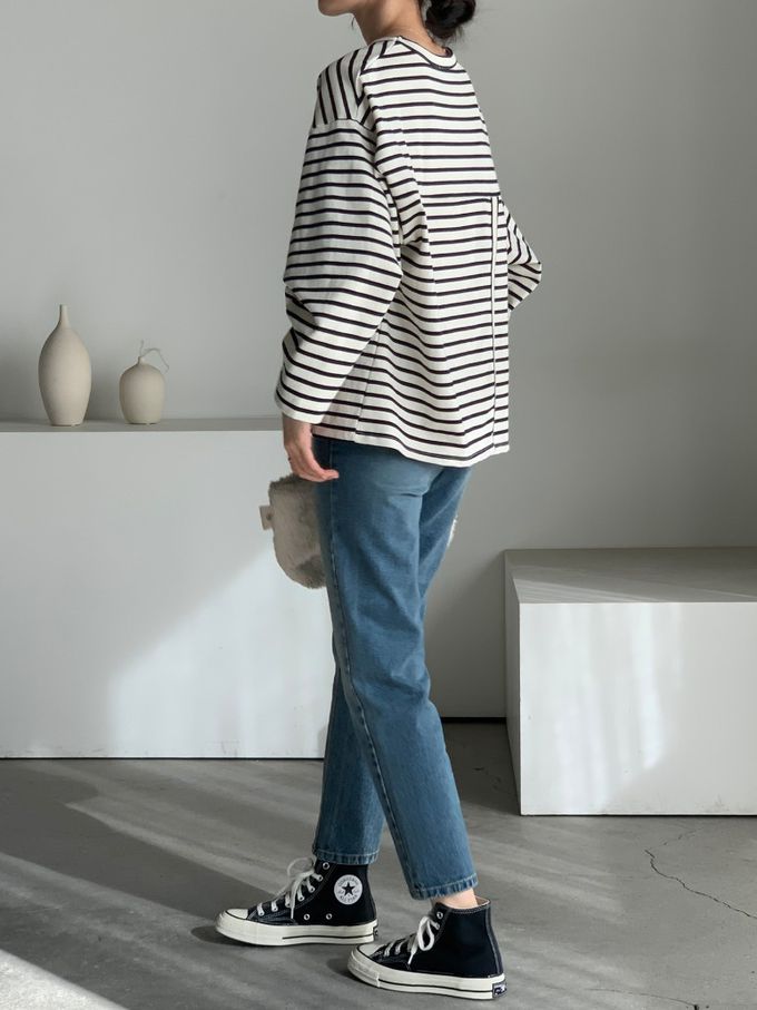 韓國女裝連線 - 不對稱後開衩條紋長袖上衣-黑藍 (FREE)