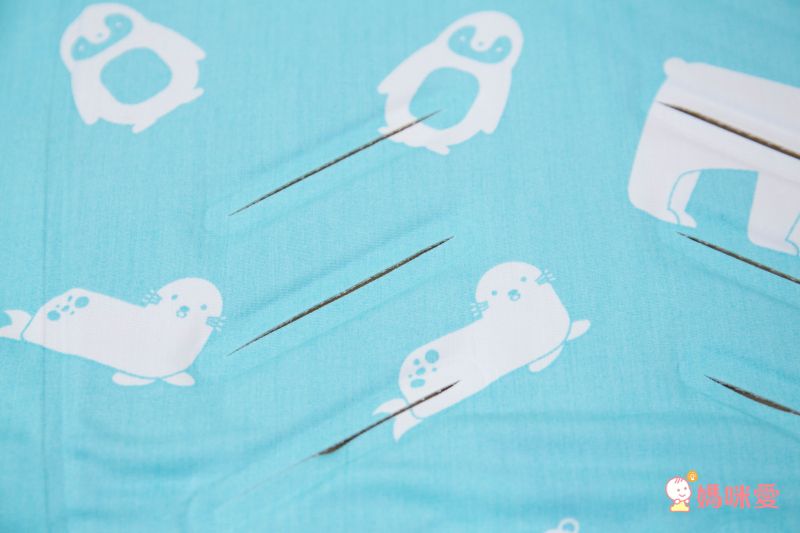 法國 Bebefolie - 冰心沁涼墊-推車專用-灰色 (長*67.7 寬*34 公分)