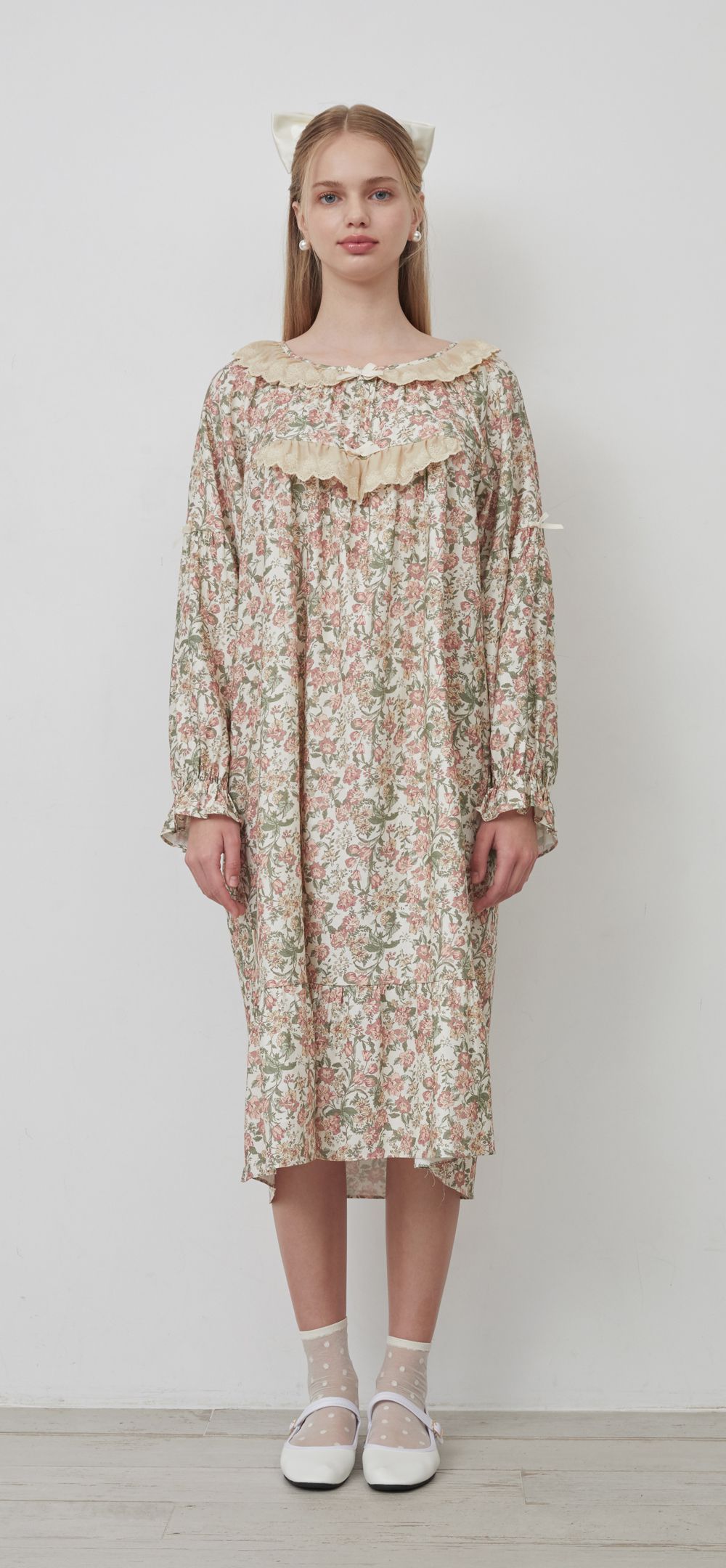 韓國 ULLALA - 絕美公主純棉長袖睡衣-(洋裝式)-奶油色 (FREE)