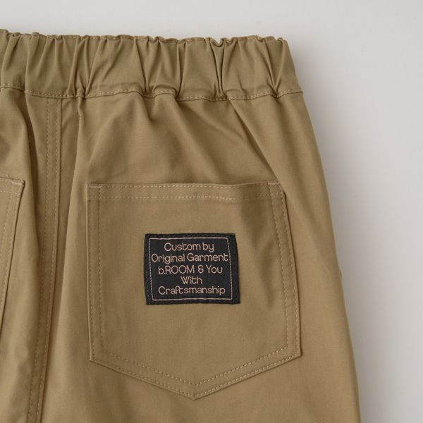 日本 b-ROOM - 帥氣定番色錐形褲-棕卡其