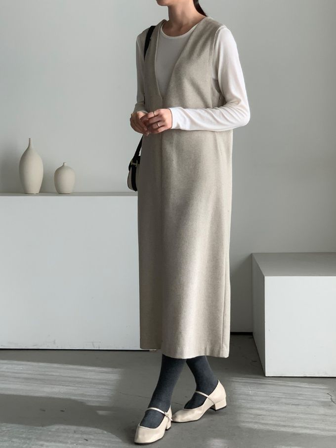 韓國女裝連線 - 簡約V字混羊毛側開連身洋裝-燕麥杏 (FREE)