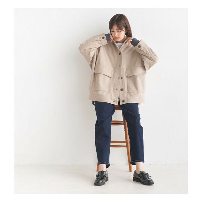 日本 OMNES - 人字紋休閒口袋俐落短版大衣外套-卡其