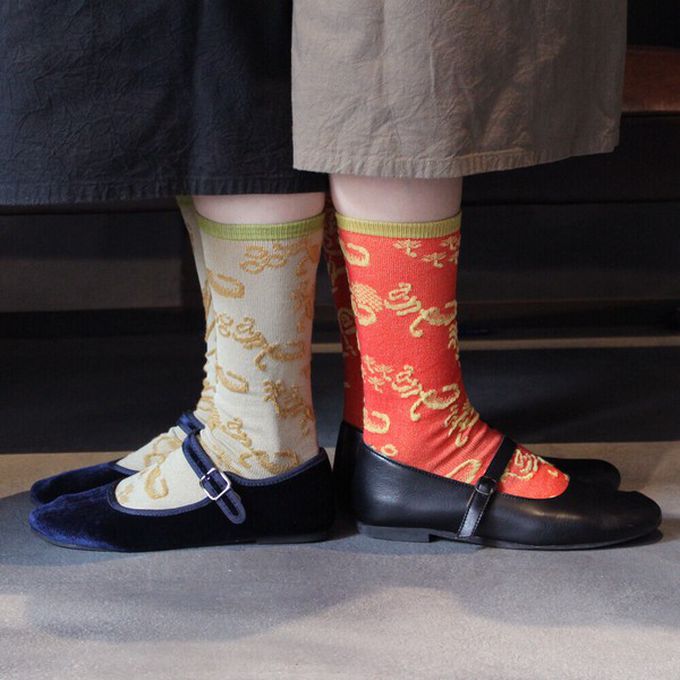 日本女裝代購 - 日本製 伊索寓言印花長襪-螞蟻與蟋蟀-橘紅 (23-25cm)