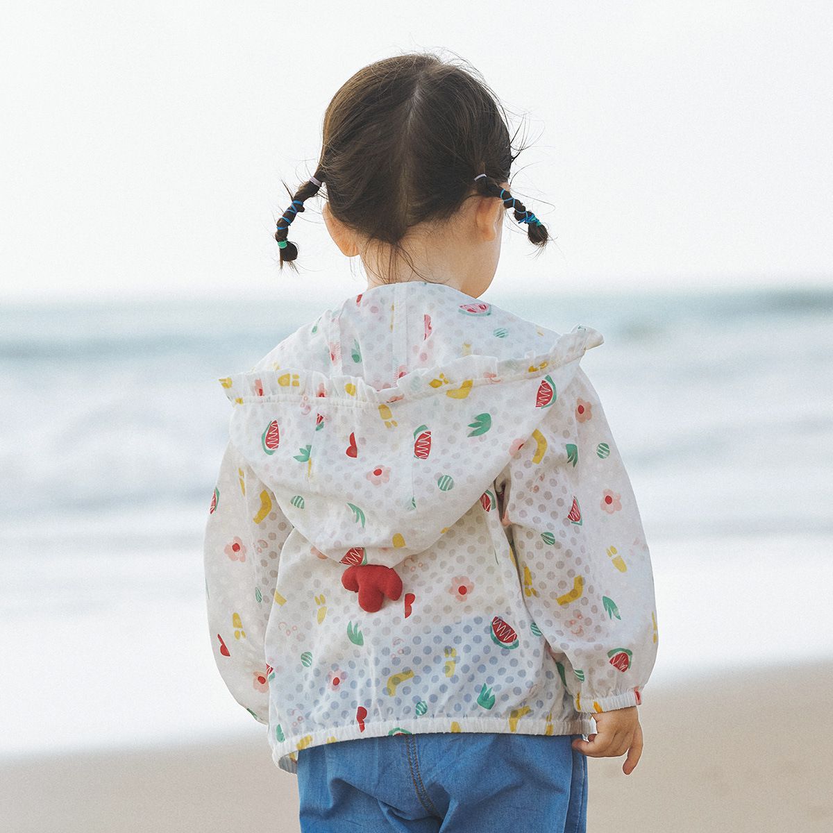 輕薄防風連帽外套-西瓜樂園-白色