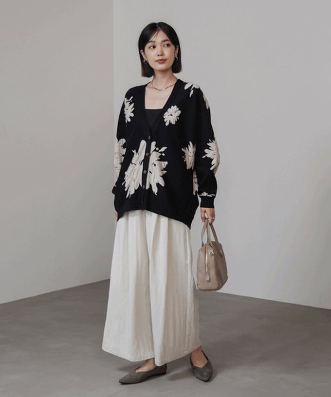 日本 Bab - 唯美花卉寬鬆感針織開襟外套-白